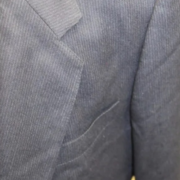 Wm H. Leishman Blue Pin Striped Men Blazer 100% Wool 44R Canada - Picture 9 of 10